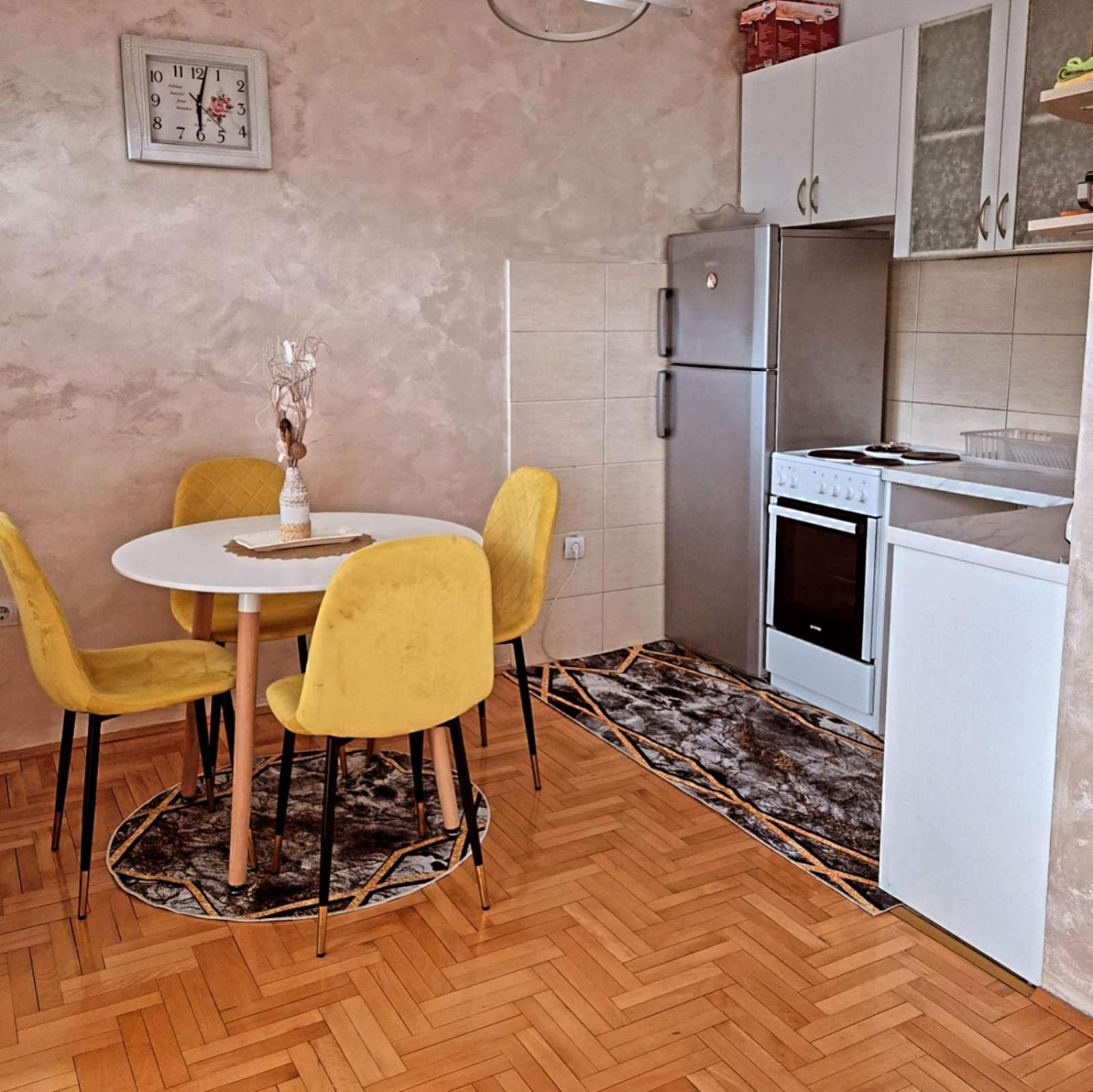 Apartman Bujisic Plužine Ngoại thất bức ảnh